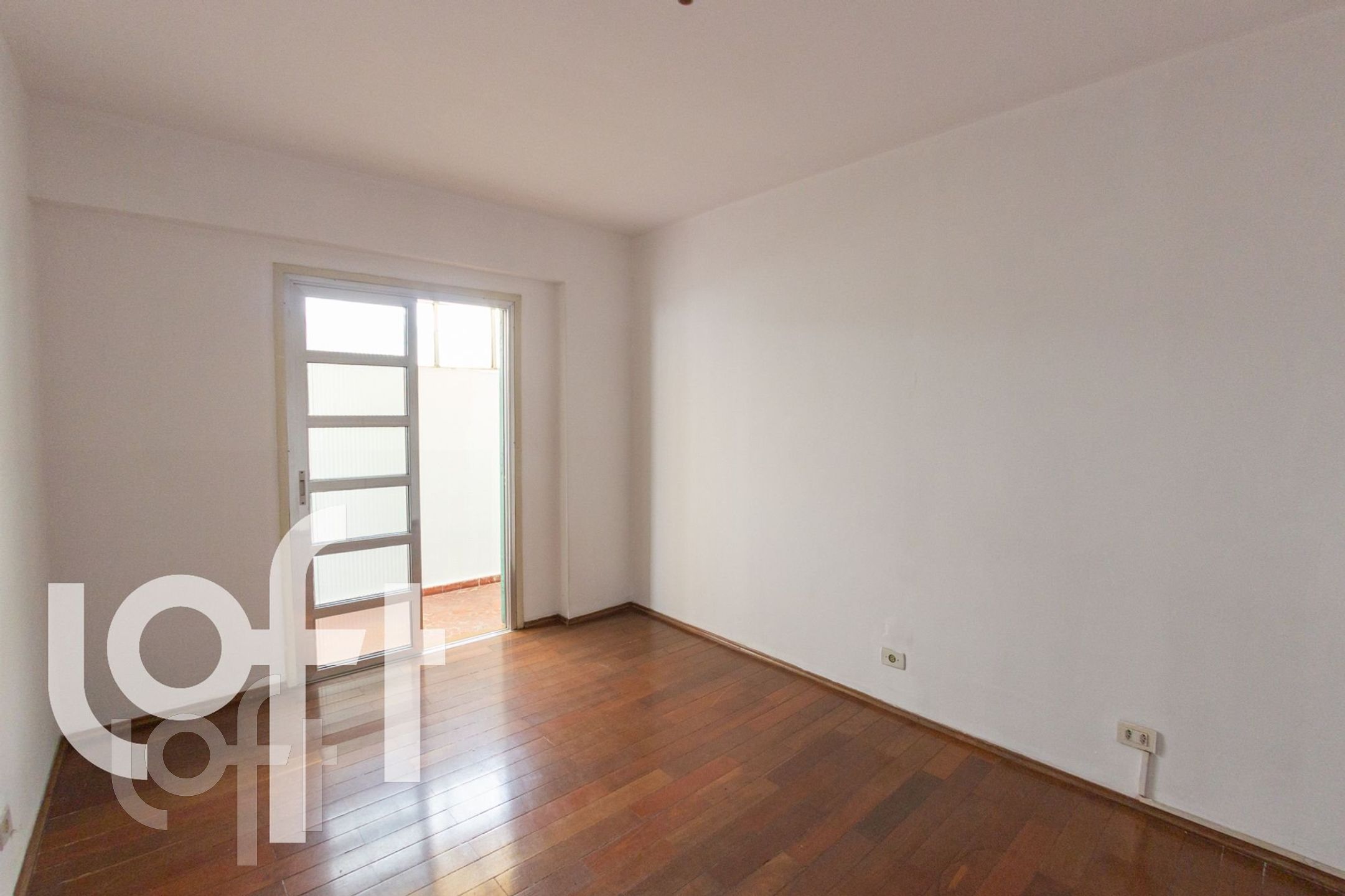 Apartamento à venda com 2 quartos, 76m² - Foto 3