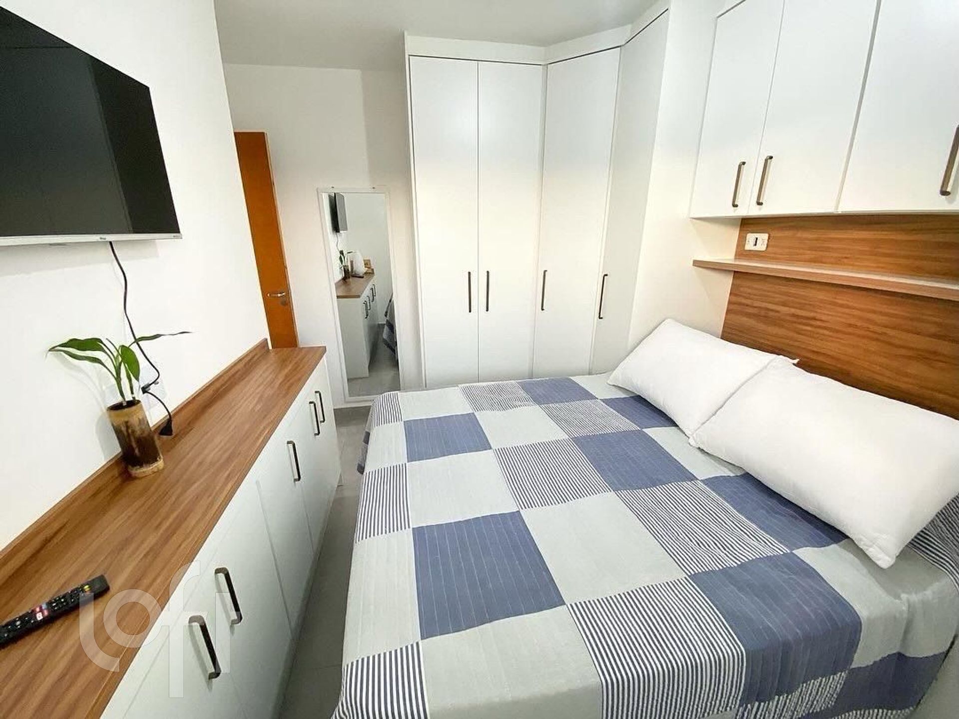 Apartamento à venda com 2 quartos, 72m² - Foto 7