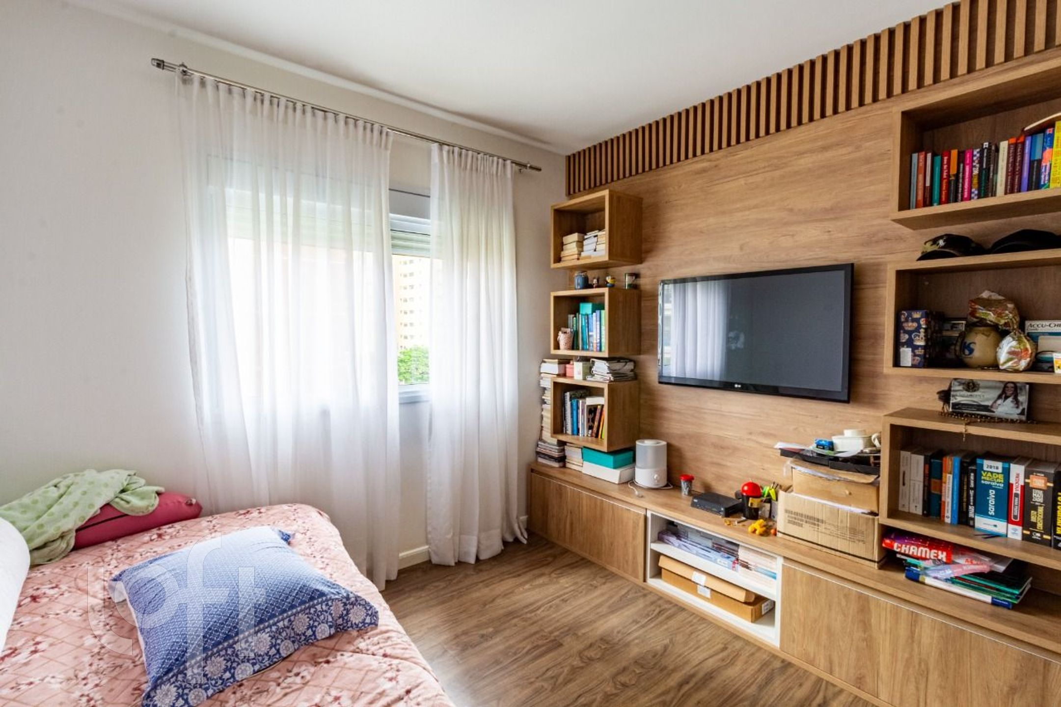 Apartamento à venda com 3 quartos, 246m² - Foto 12