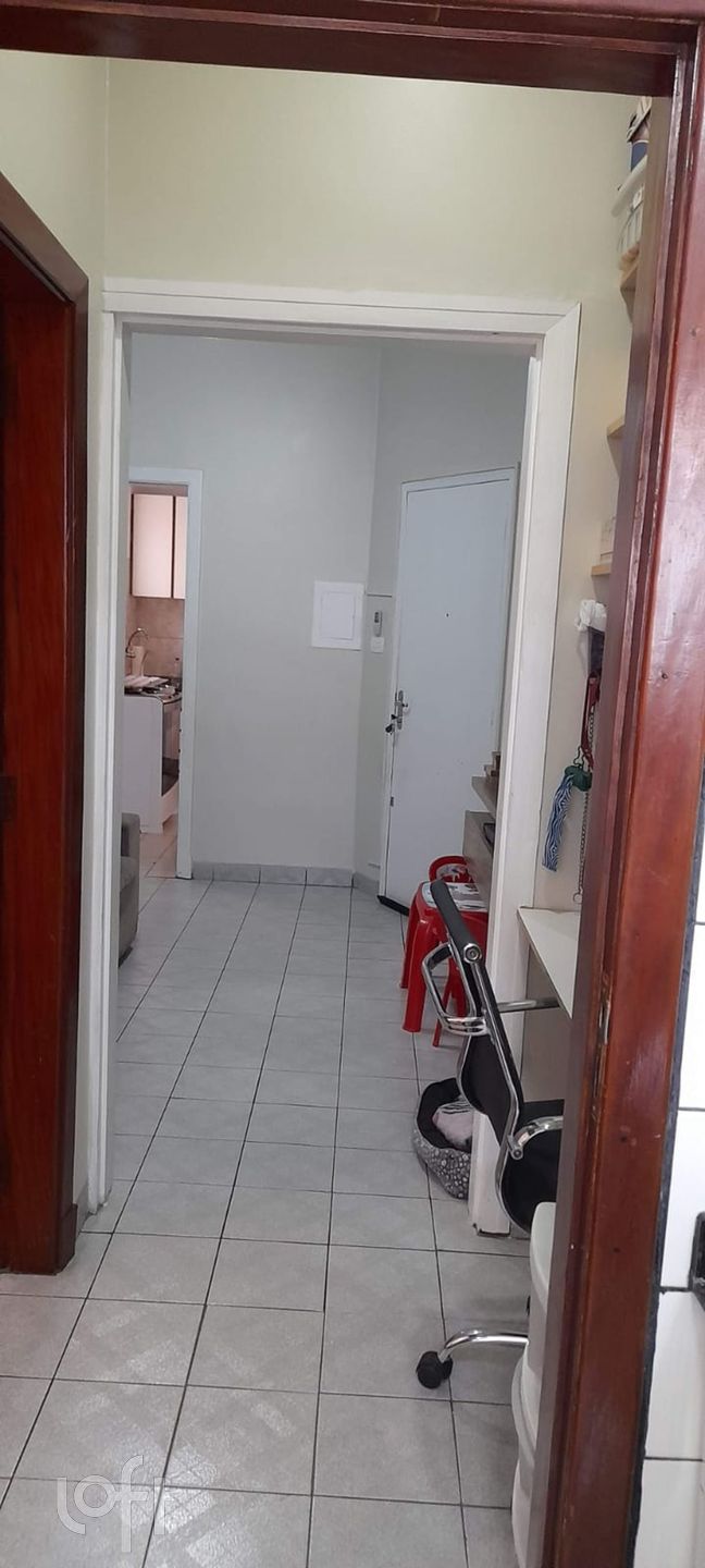 Apartamento à venda com 1 quarto, 60m² - Foto 11