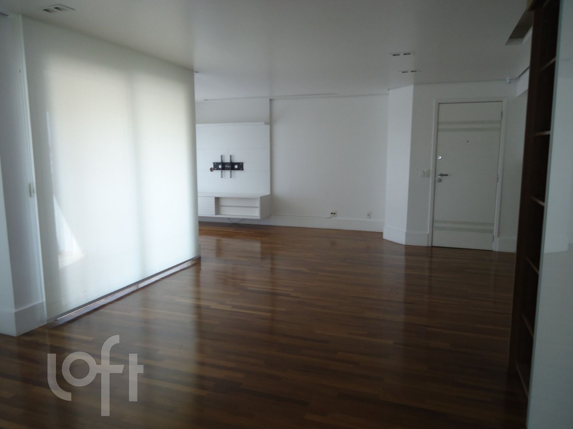 Apartamento à venda com 2 quartos, 115m² - Foto 2