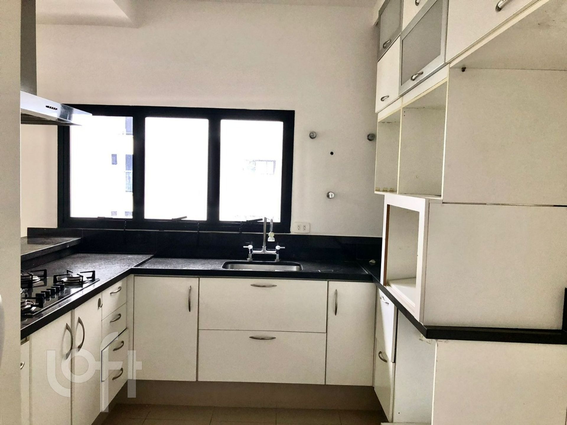 Apartamento à venda com 3 quartos, 147m² - Foto 17