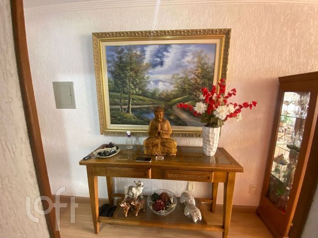 Apartamento com 110m², 3 dormitórios, 1 vaga, Menino Deus em Porto Alegre