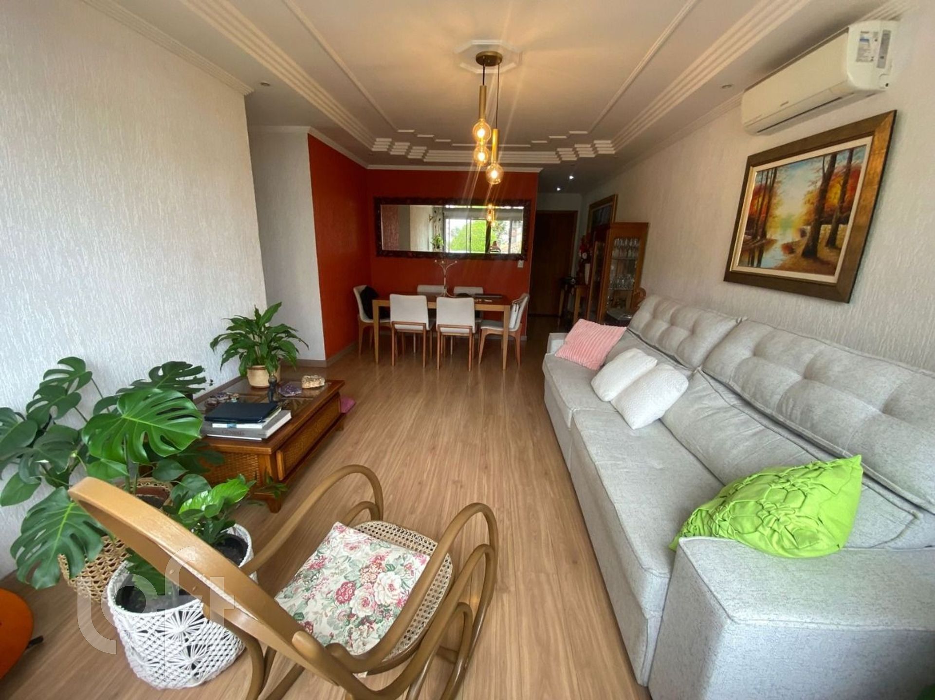 Apartamento com 110m², 3 dormitórios, 1 vaga, Menino Deus em Porto Alegre