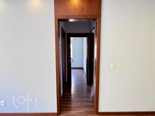 Apartamento com 67m², 2 dormitórios, 1 vaga, Floresta em Porto Alegre