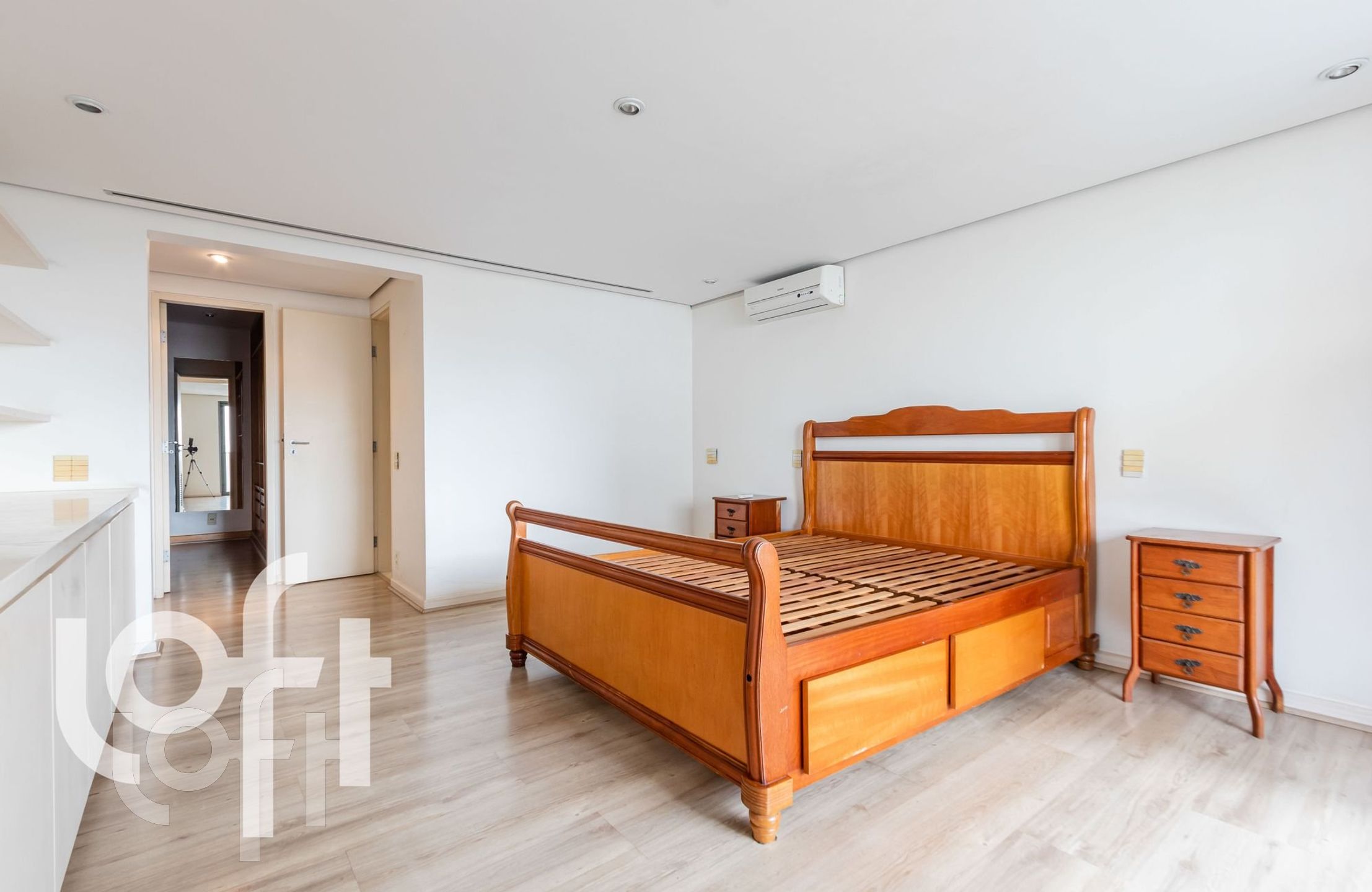 Apartamento à venda com 4 quartos, 277m² - Foto 11