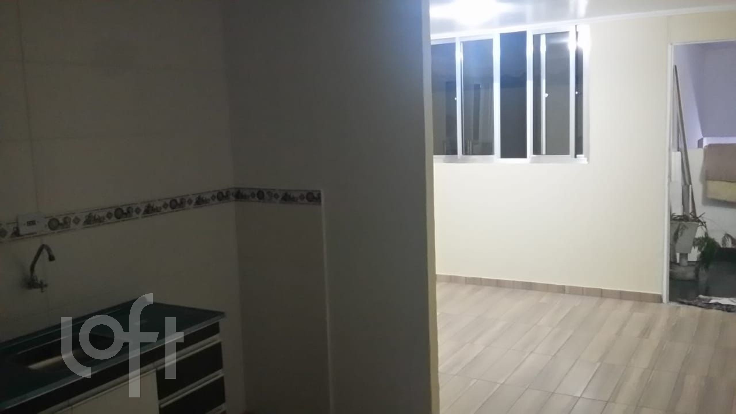 Apartamento à venda com 2 quartos, 44m² - Foto 4