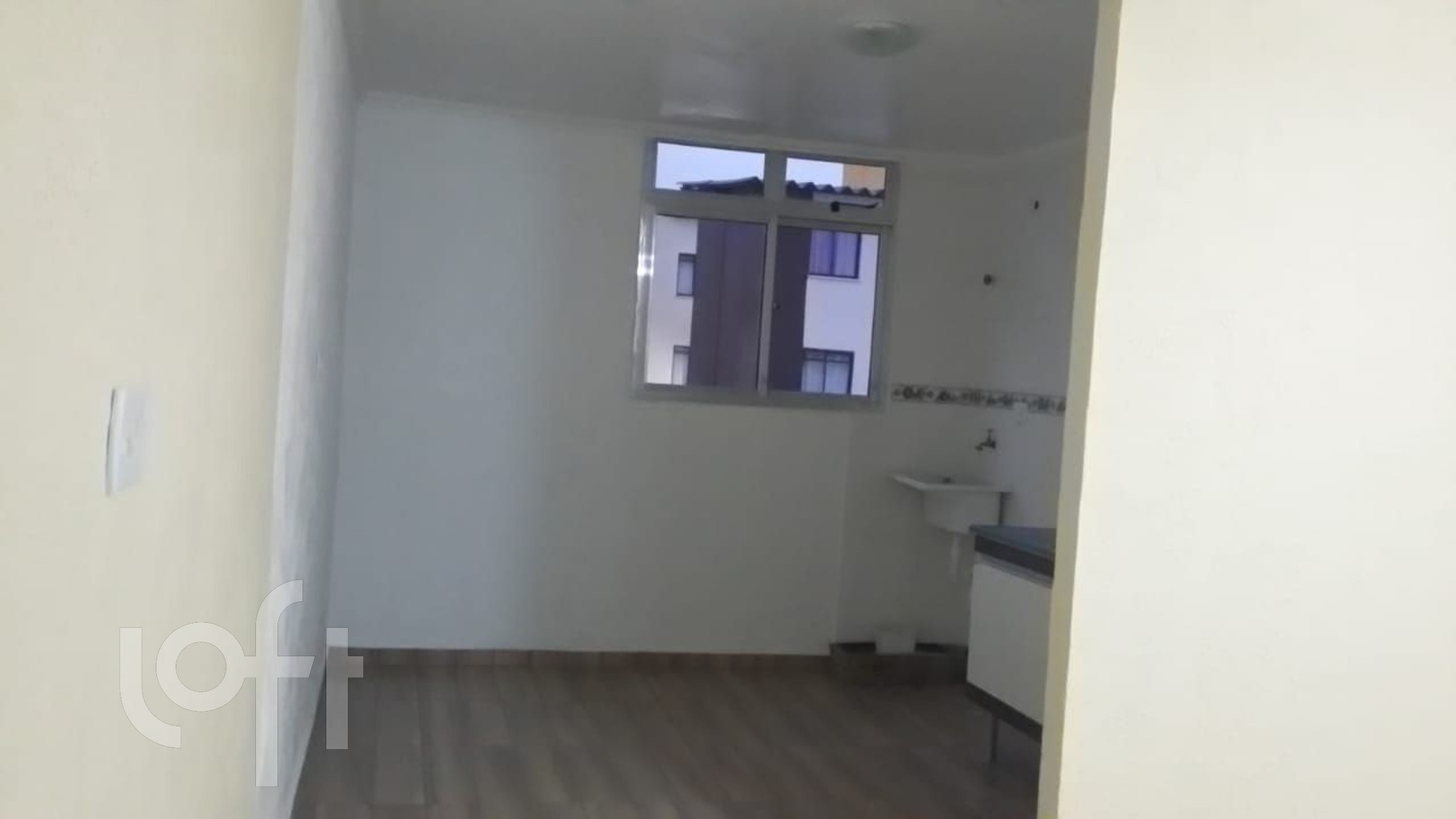 Apartamento à venda com 2 quartos, 44m² - Foto 3