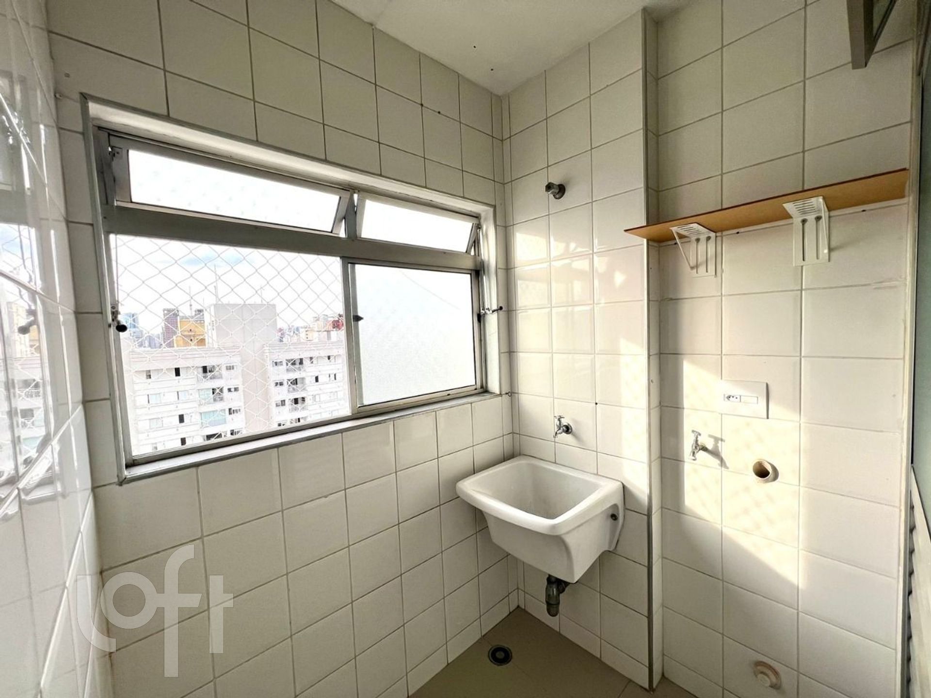 Apartamento à venda com 1 quarto, 47m² - Foto 11