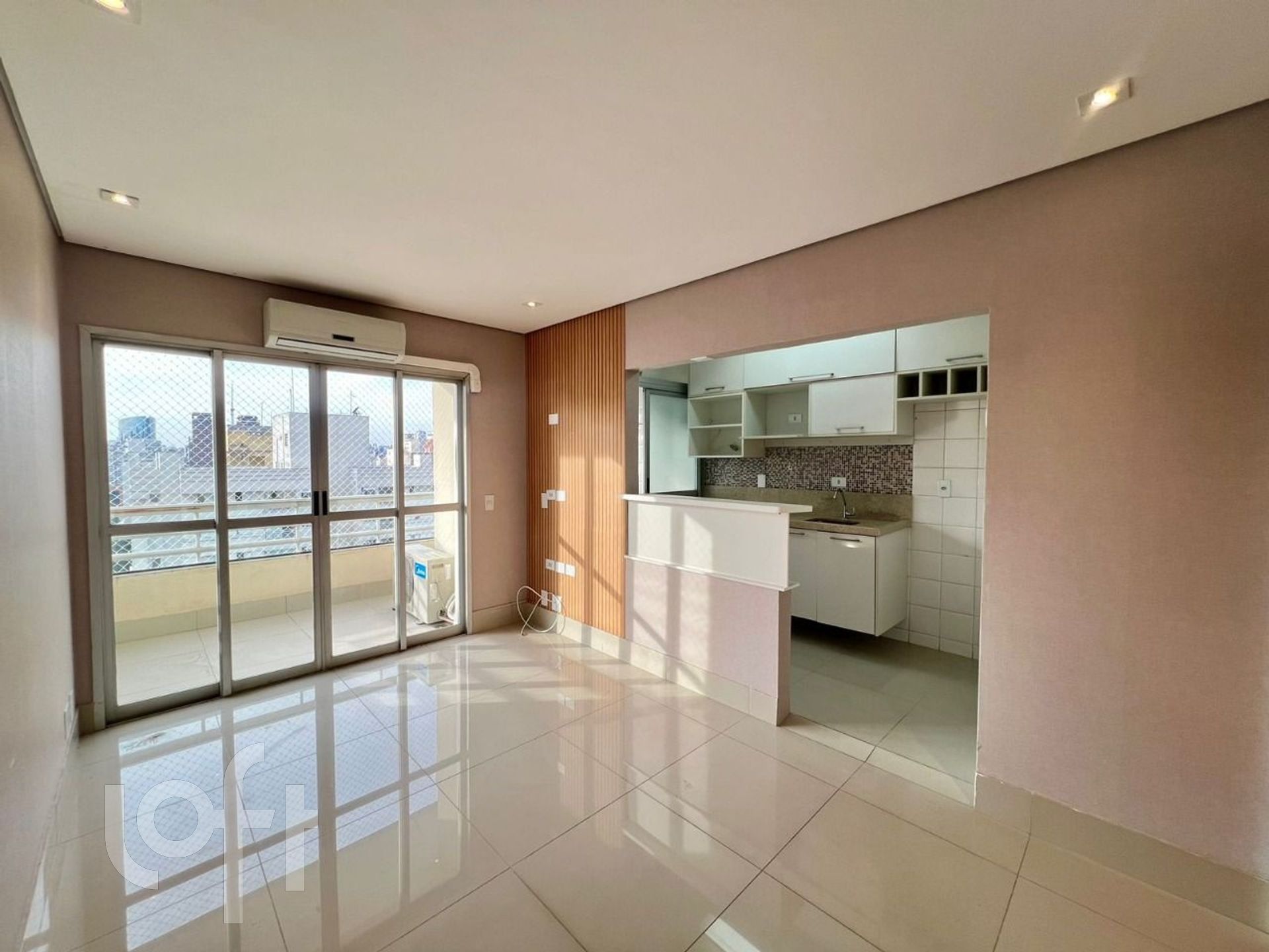 Apartamento à venda com 1 quarto, 47m² - Foto 2