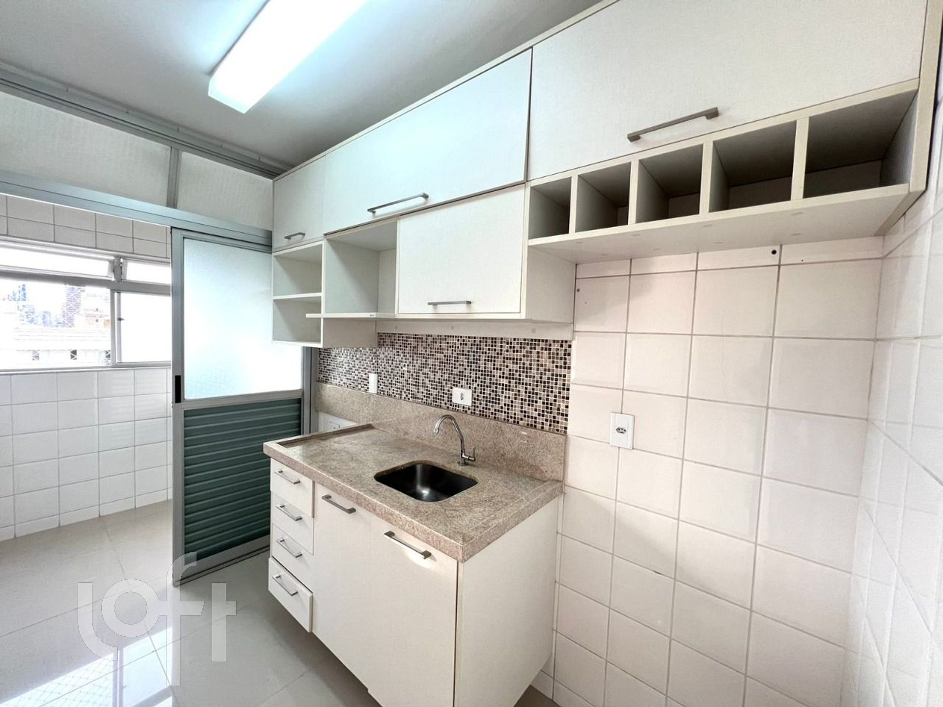 Apartamento à venda com 1 quarto, 47m² - Foto 15