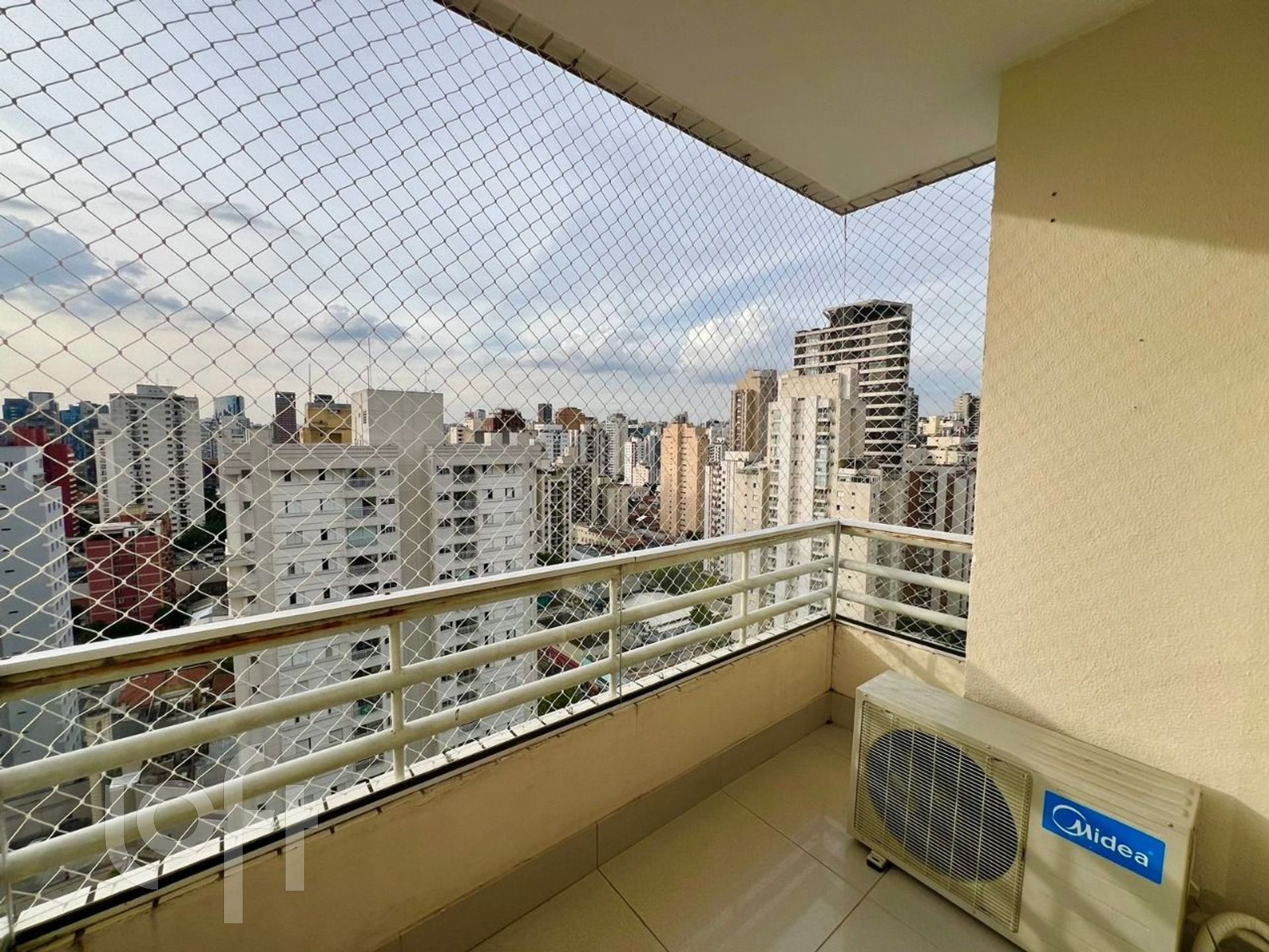 Apartamento à venda com 1 quarto, 47m² - Foto 9