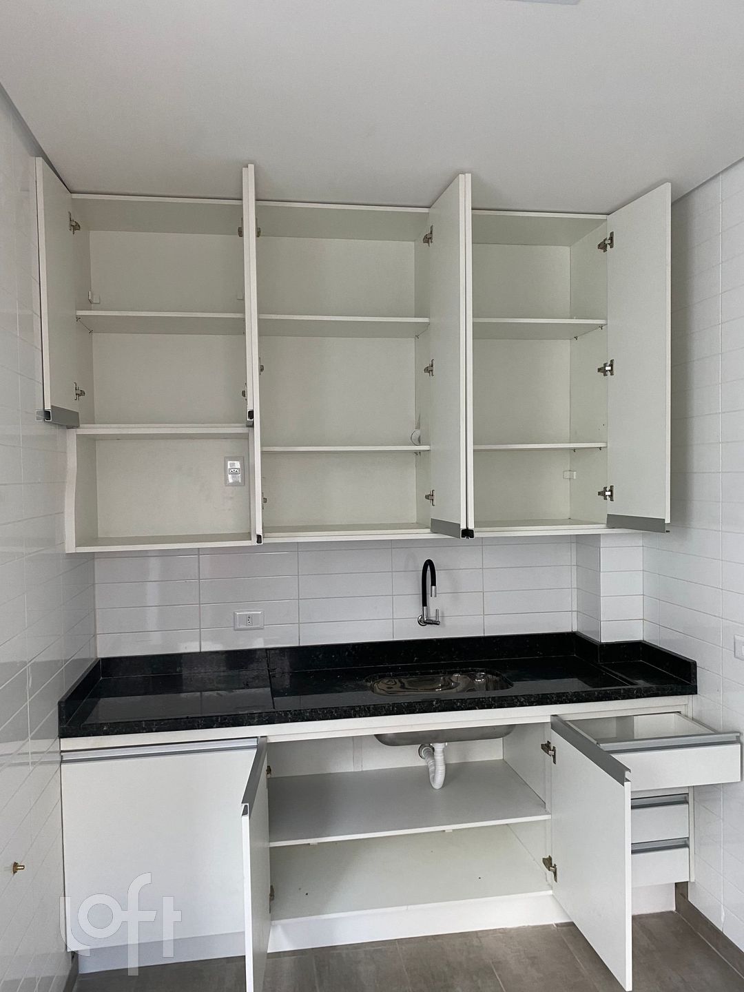 Apartamento à venda com 2 quartos, 80m² - Foto 10