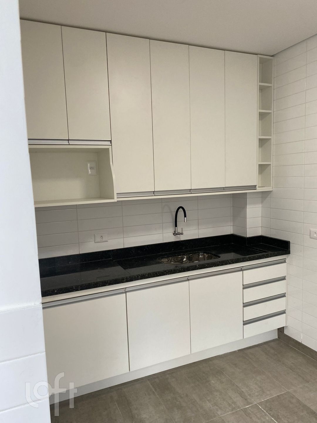 Apartamento à venda com 2 quartos, 80m² - Foto 8