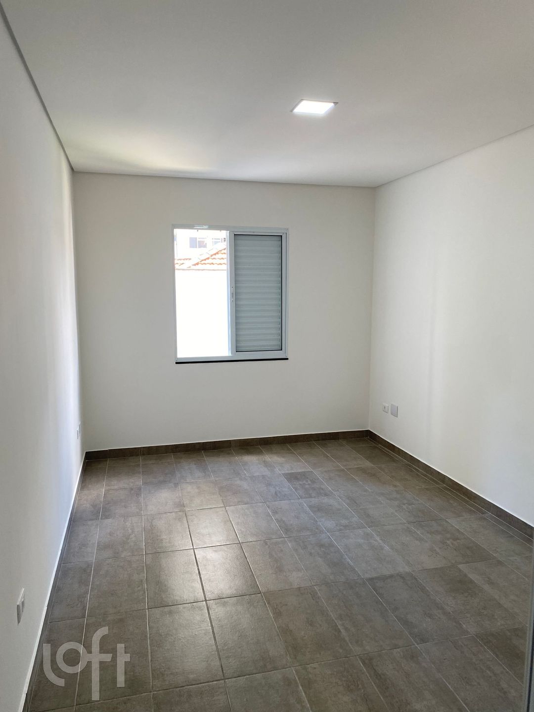 Apartamento à venda com 2 quartos, 80m² - Foto 3