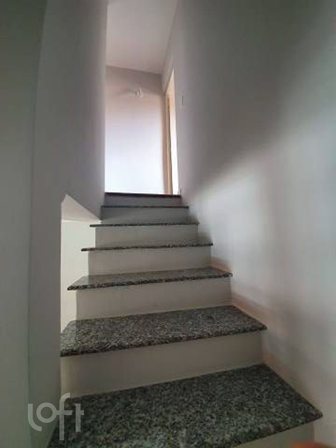 Casa à venda com 2 quartos, 66m² - Foto 10