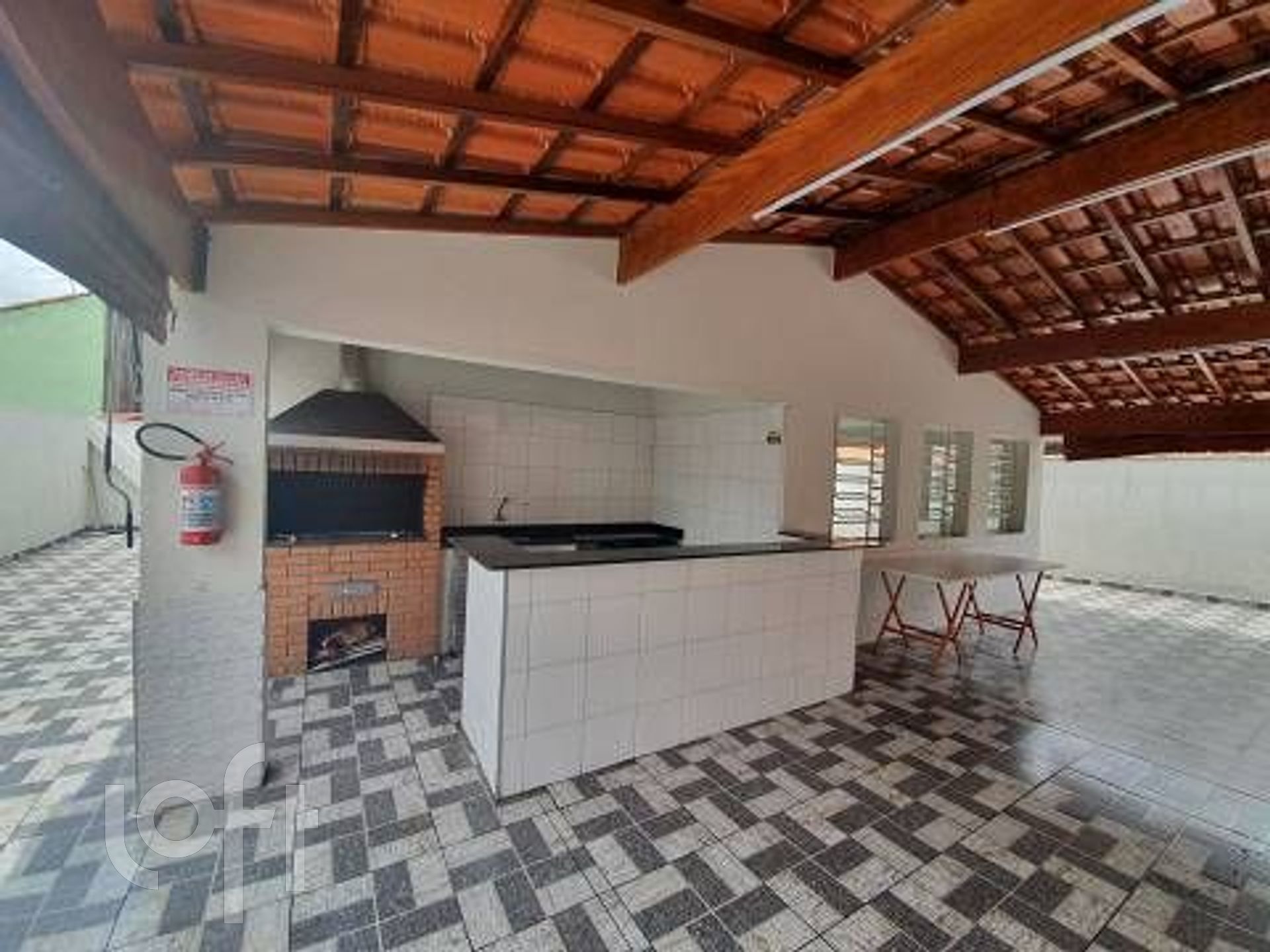 Casa à venda com 2 quartos, 66m² - Foto 8