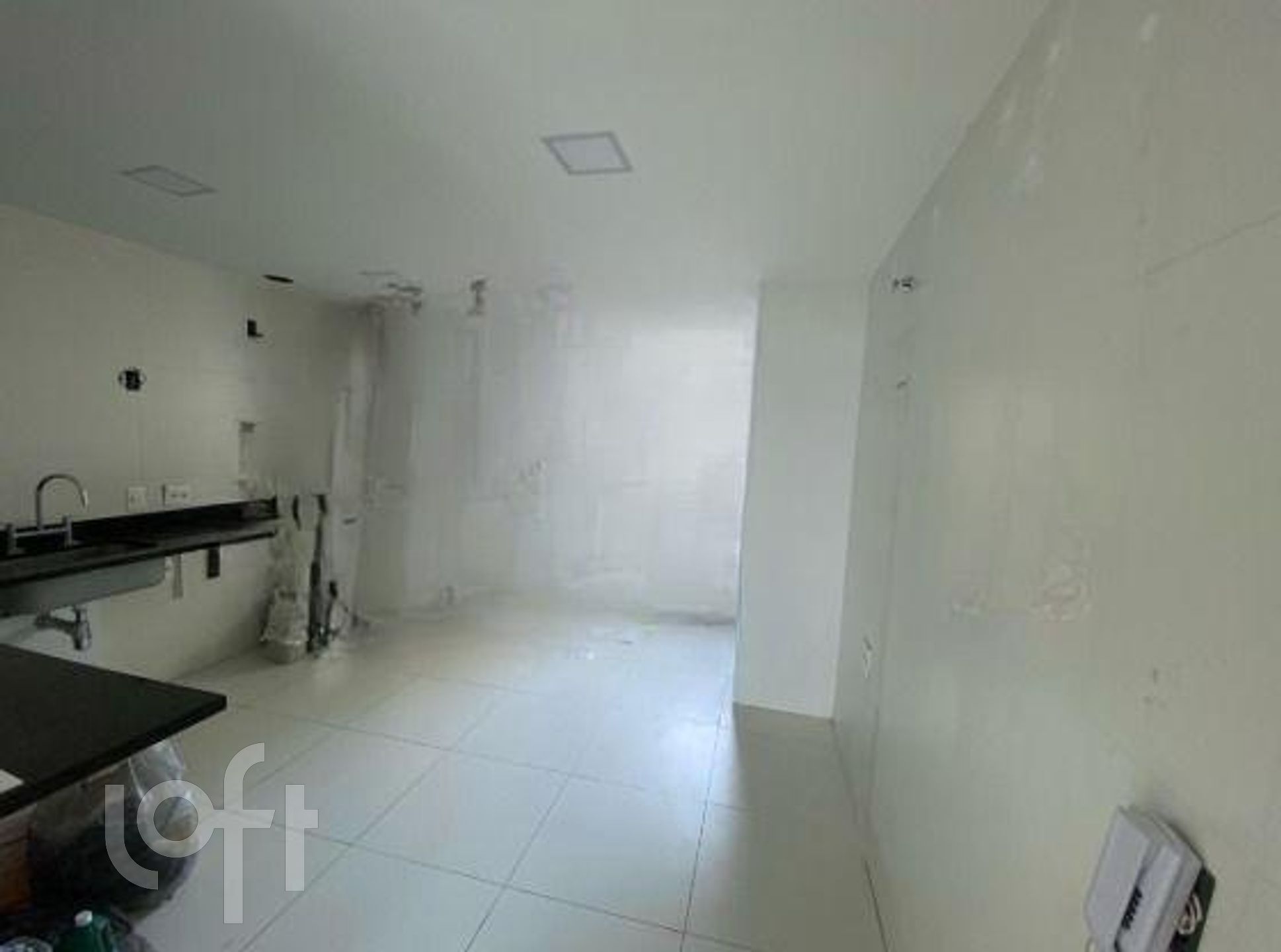 Apartamento à venda com 3 quartos, 181m² - Foto 8