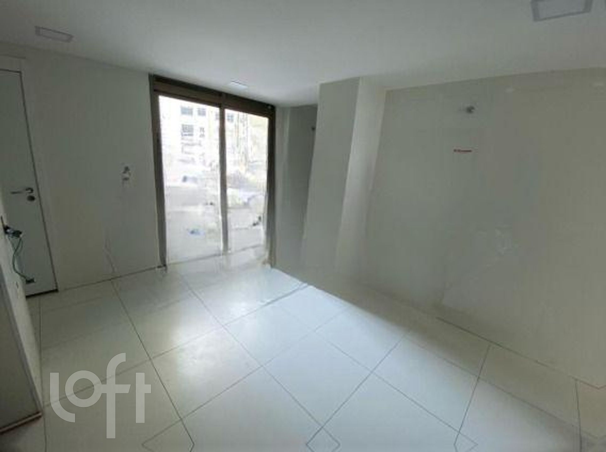 Apartamento à venda com 3 quartos, 181m² - Foto 9