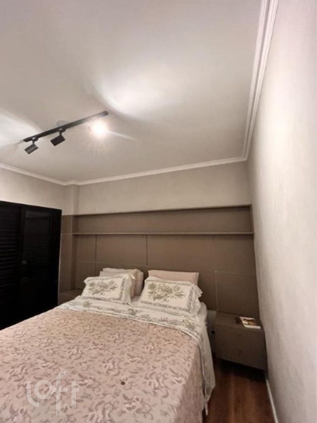 Apartamento à venda com 4 quartos, 140m² - Foto 5