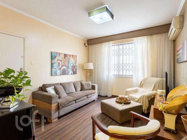 Apartamento com 90m², 2 dormitórios, 1 suíte, Rio Branco em Porto Alegre