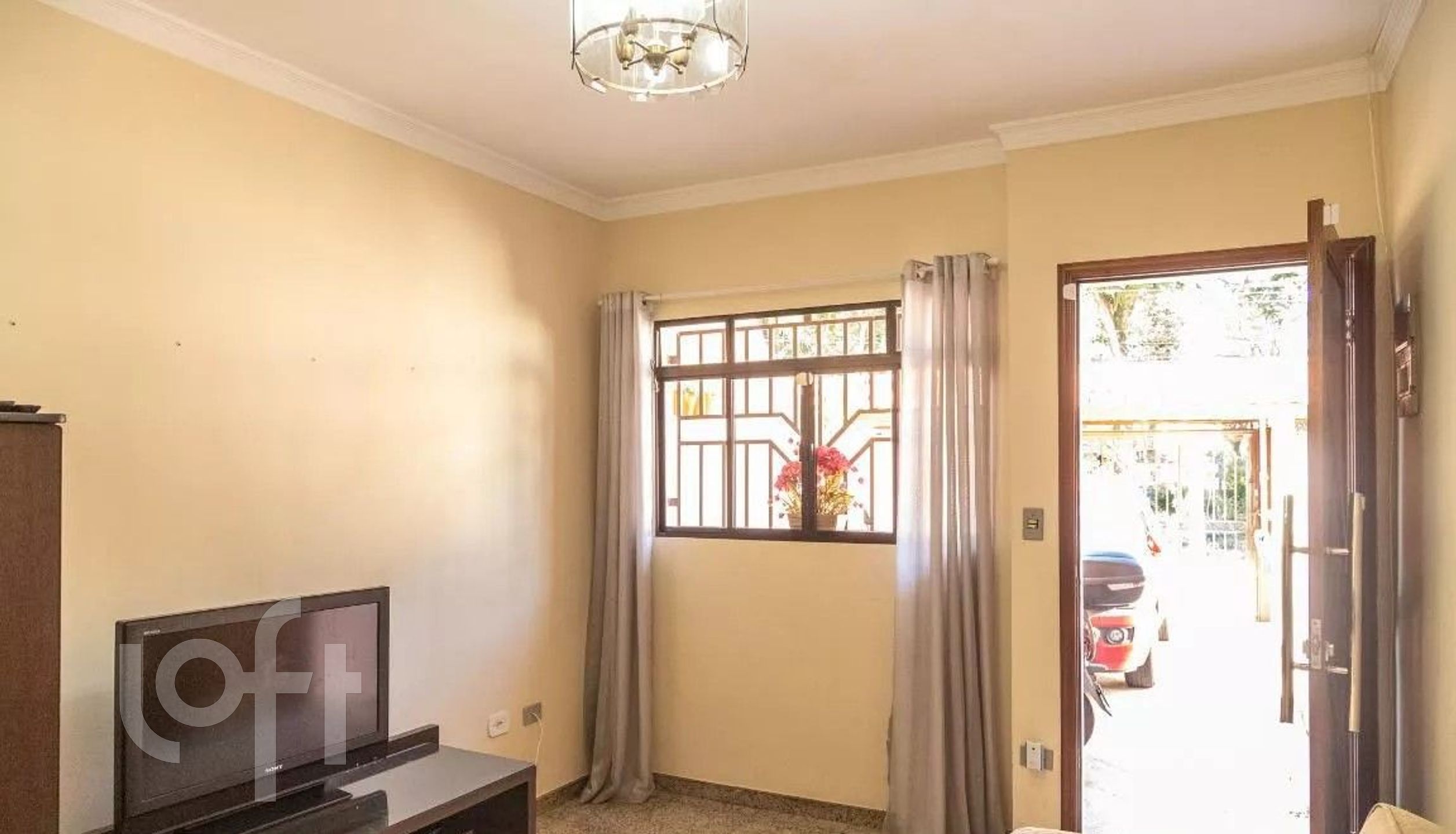 Apartamento à venda em Vila Guilhermina com 120 m²