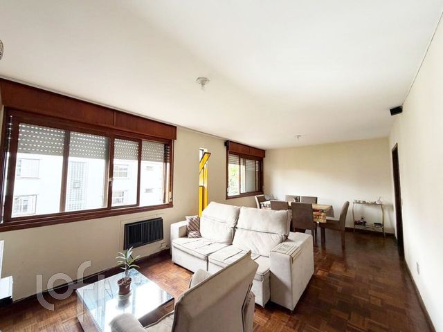 Apartamento com 109m², 3 dormitórios, 1 vaga, Petrópolis em Porto Alegre