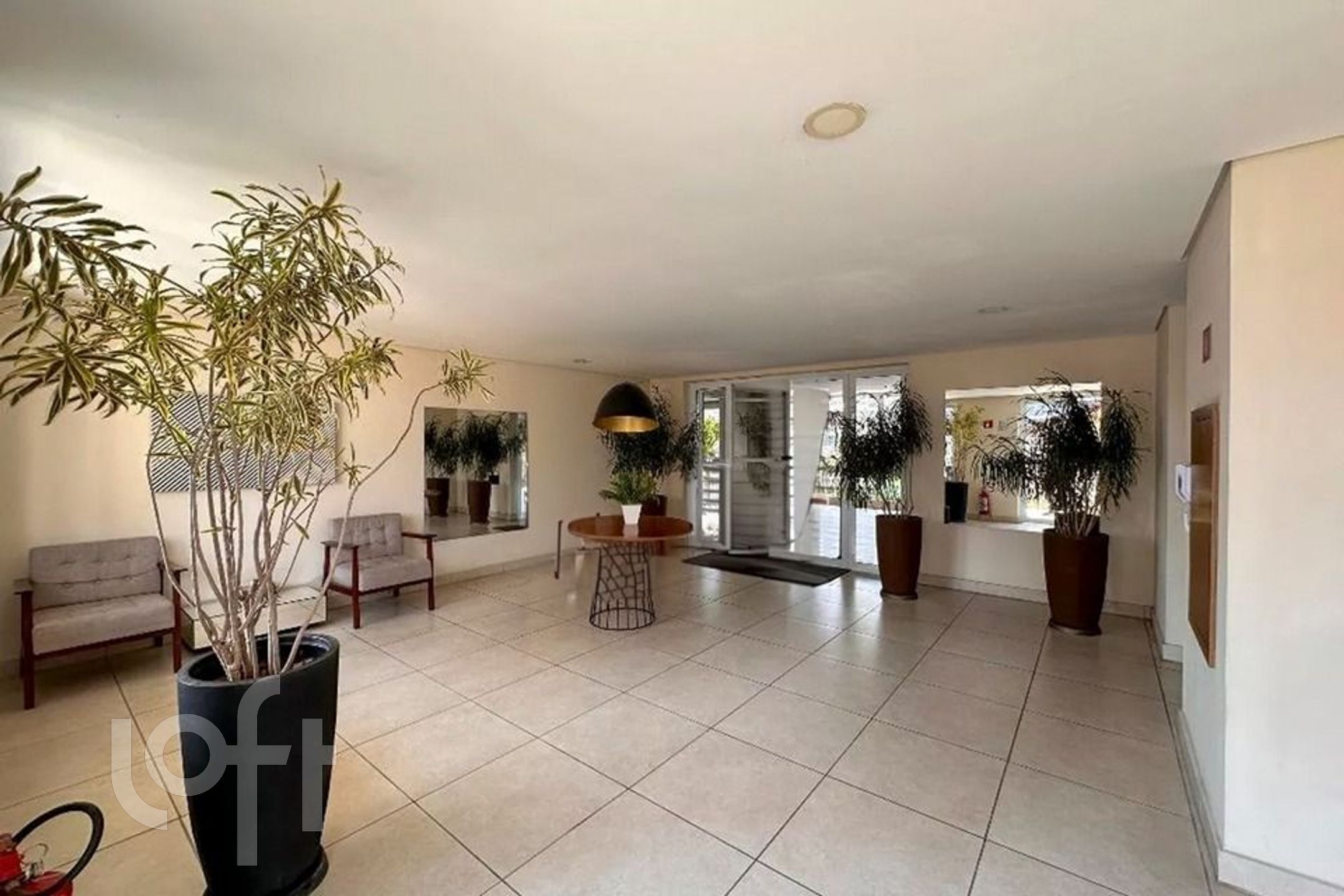 Apartamento à venda com 20 quartos, 68m² - Foto 33