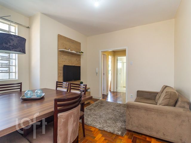 Apartamento com 68m², 3 dormitórios, 1 suíte, Auxiliadora em Porto Alegre