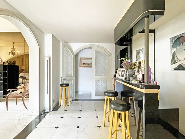 Apartamento com 347m², 3 dormitórios, 1 suíte, 3 vagas, Rio Branco em Porto Alegre