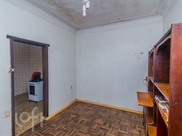 Casa com 216m², 3 dormitórios, 1 suíte, 3 vagas, Higienópolis em Porto Alegre