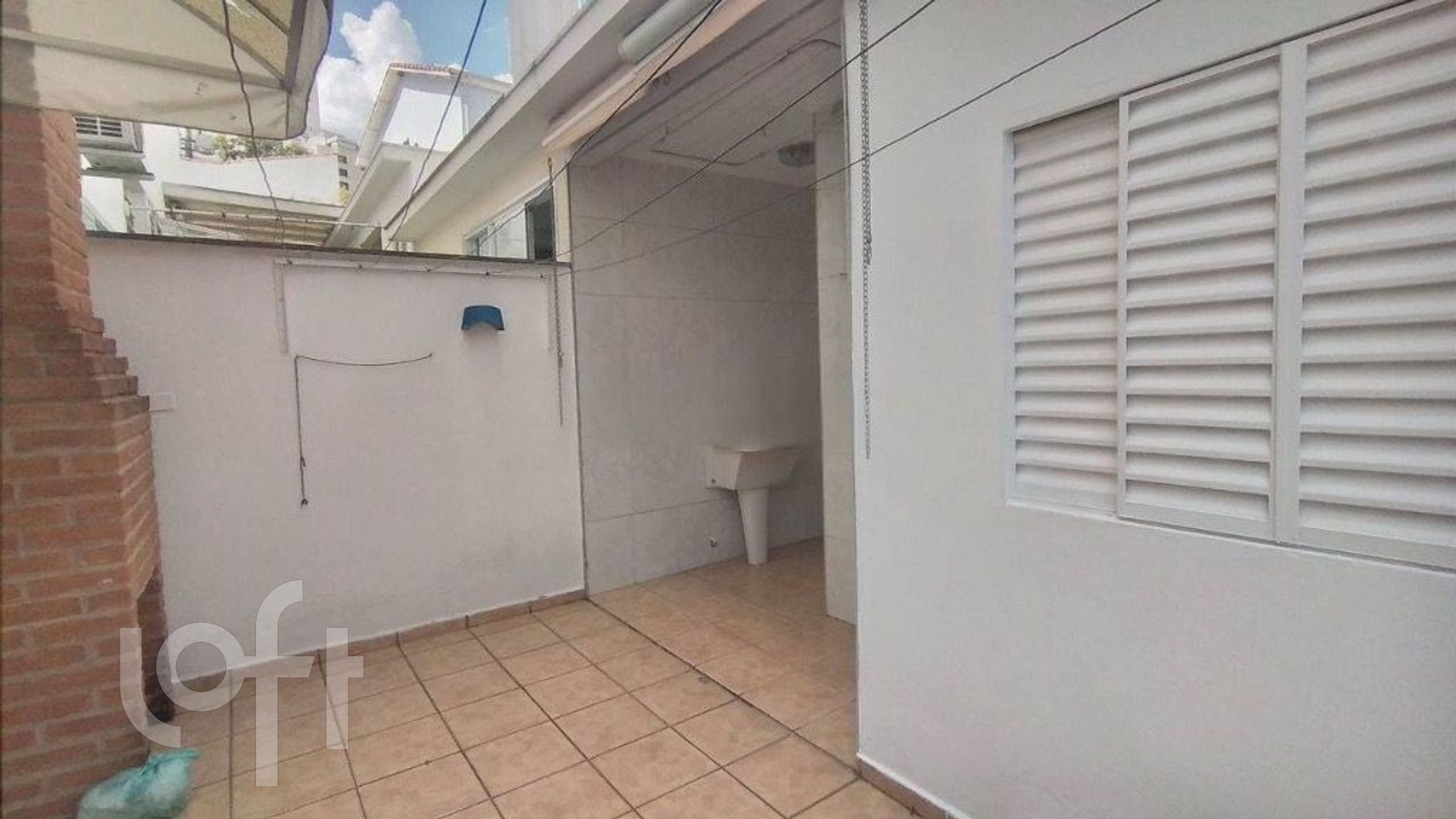 Casa à venda com 2 quartos, 100m² - Foto 9