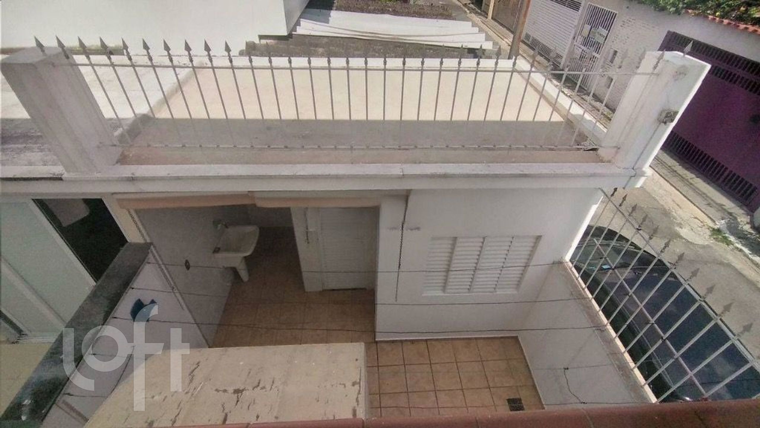 Casa à venda com 2 quartos, 100m² - Foto 17