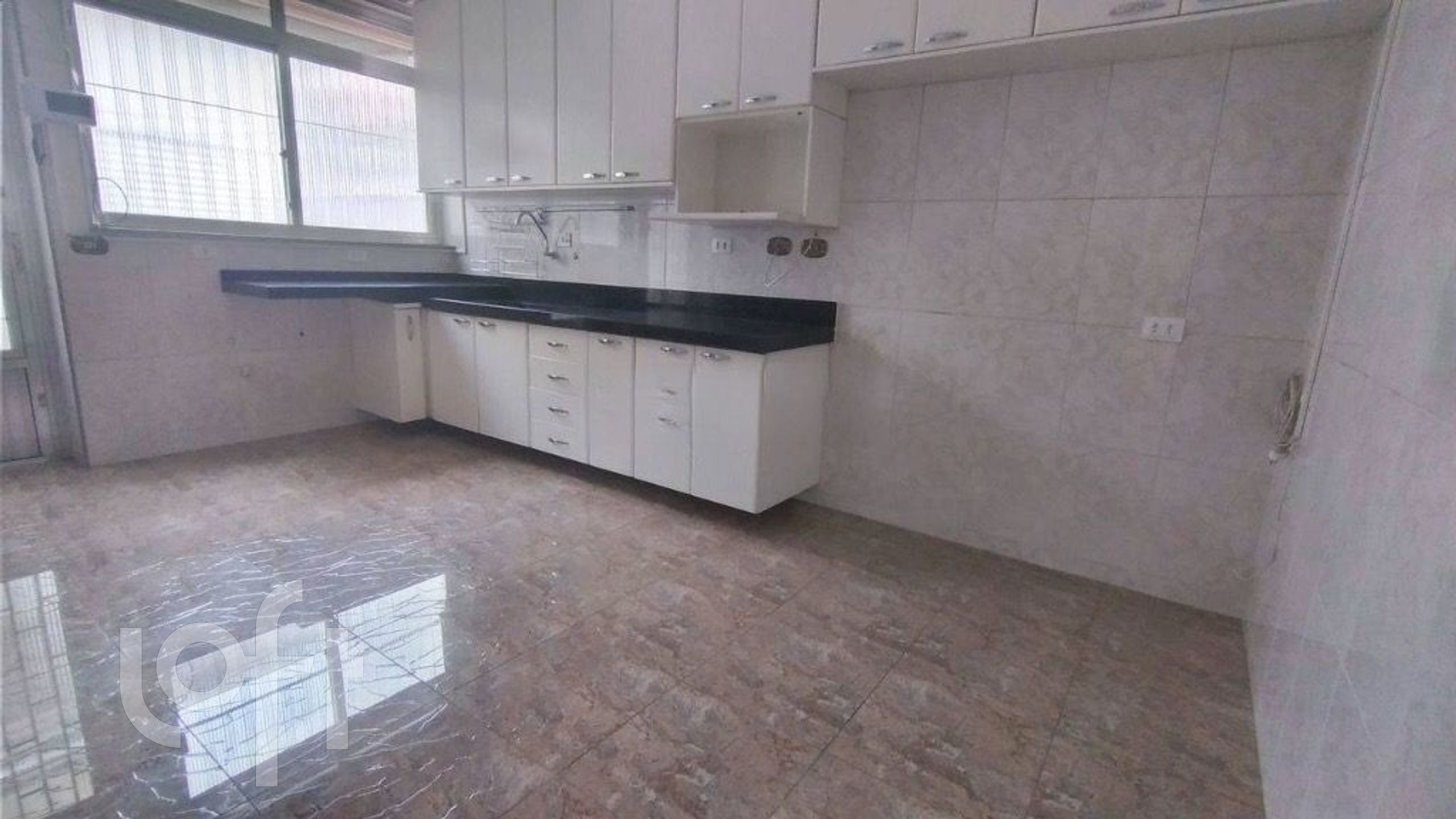 Casa à venda com 2 quartos, 100m² - Foto 4