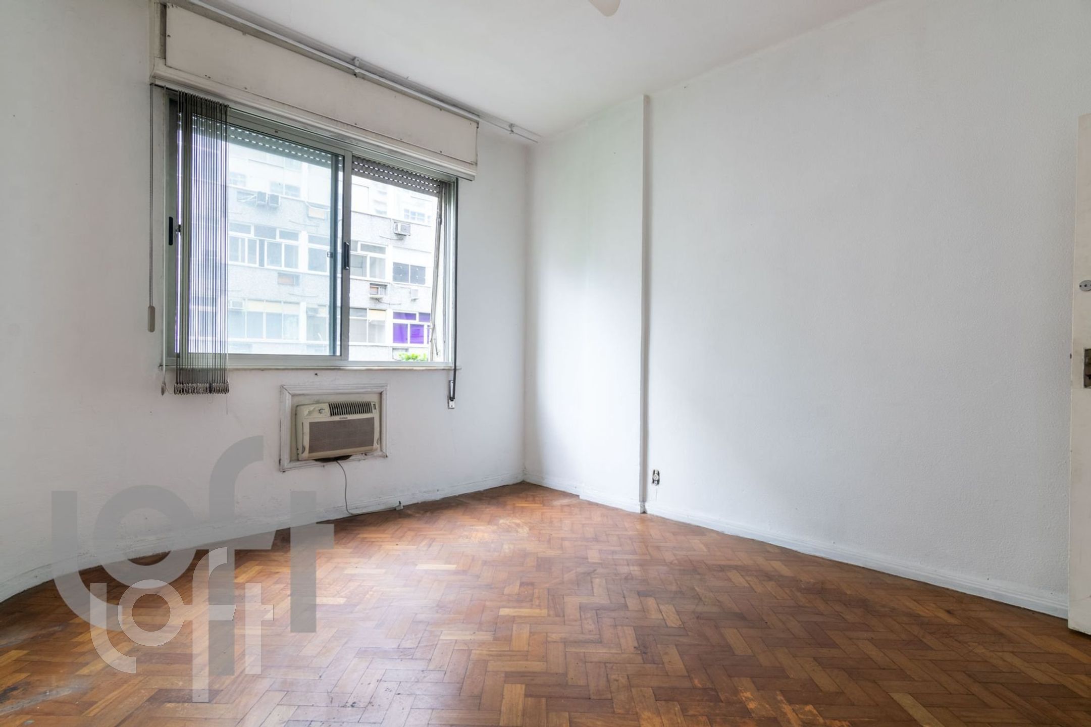 Apartamento à venda com 3 quartos, 130m² - Foto 13