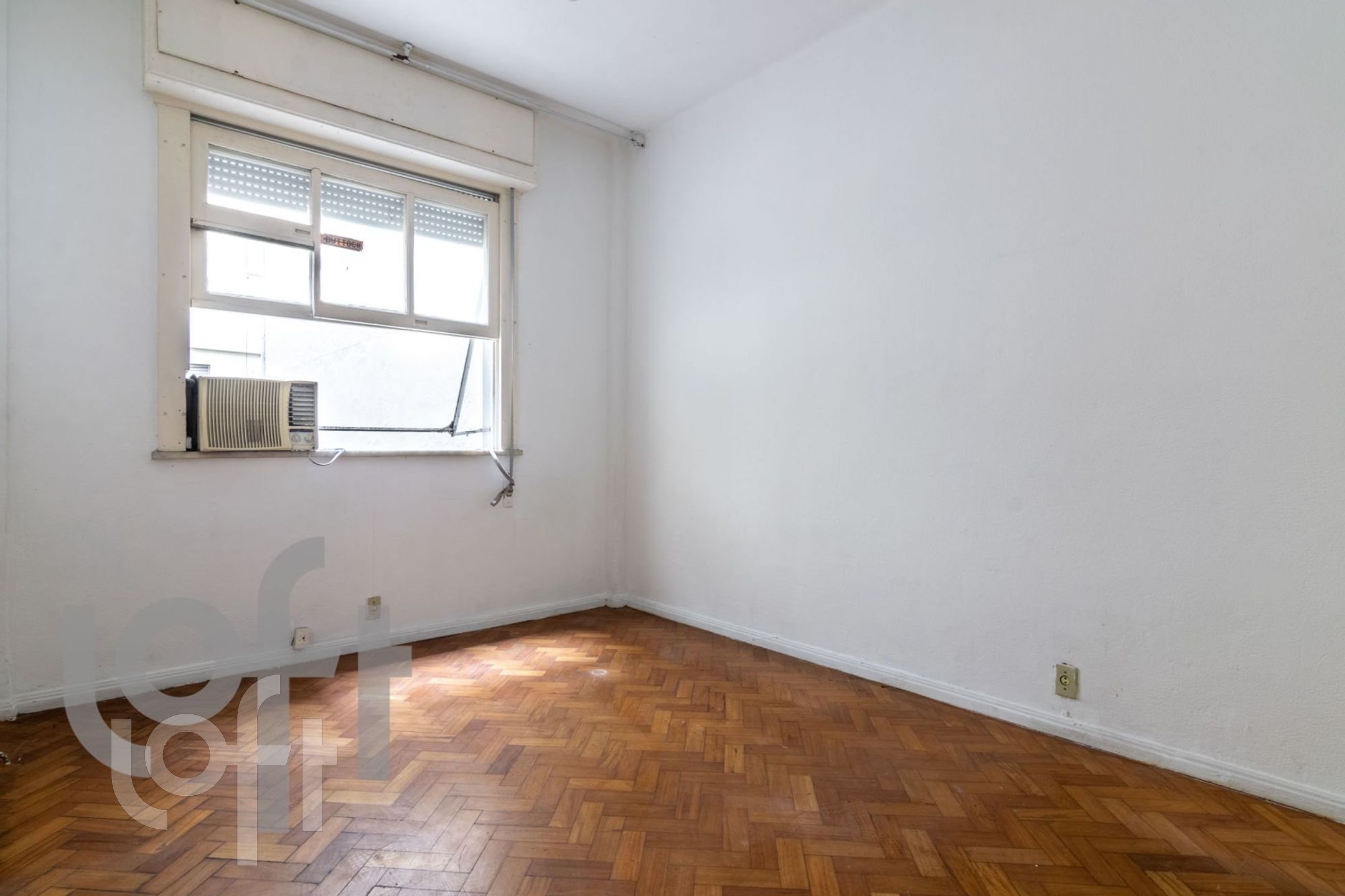 Apartamento à venda com 3 quartos, 130m² - Foto 11