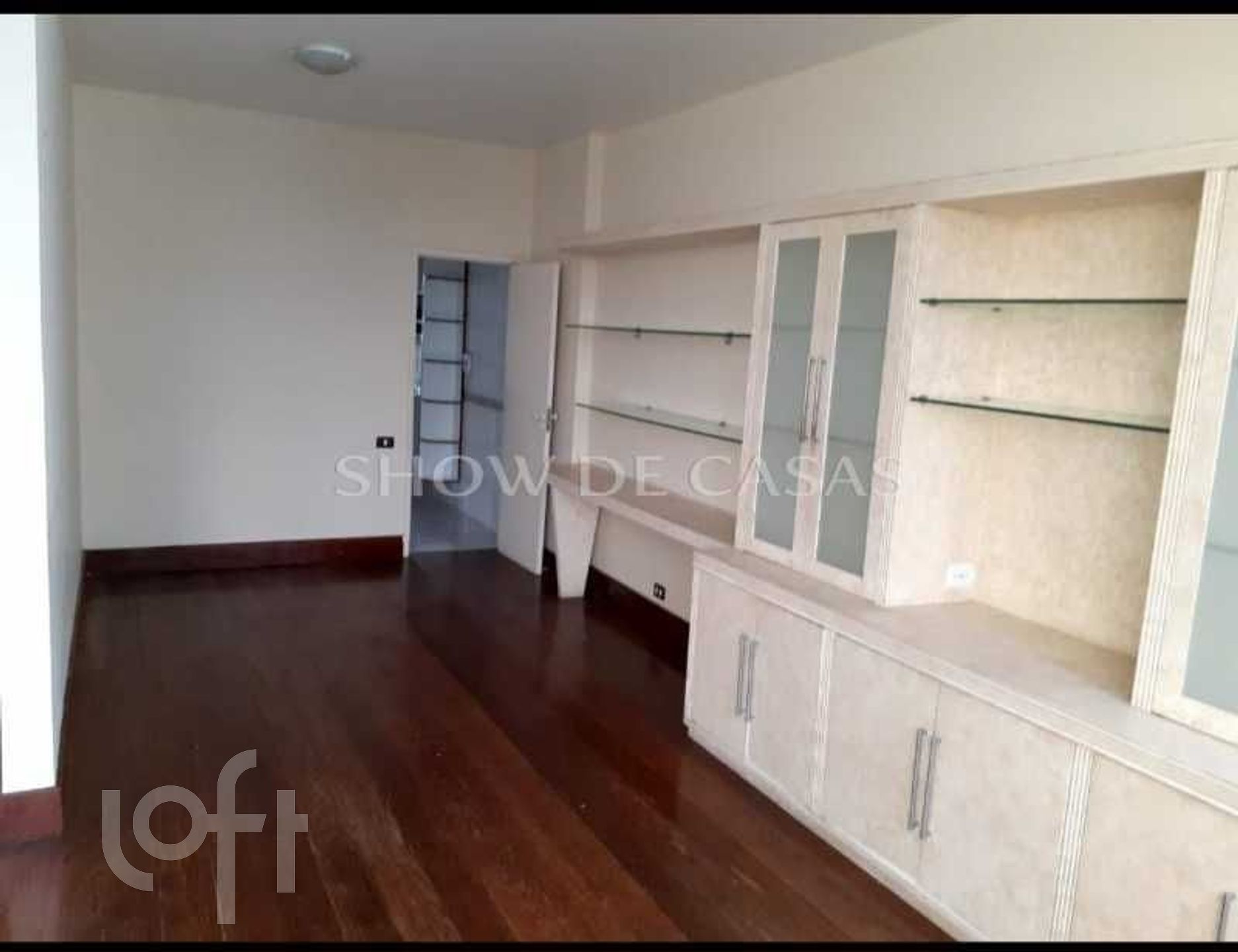 Apartamento à venda com 3 quartos, 150m² - Foto 4