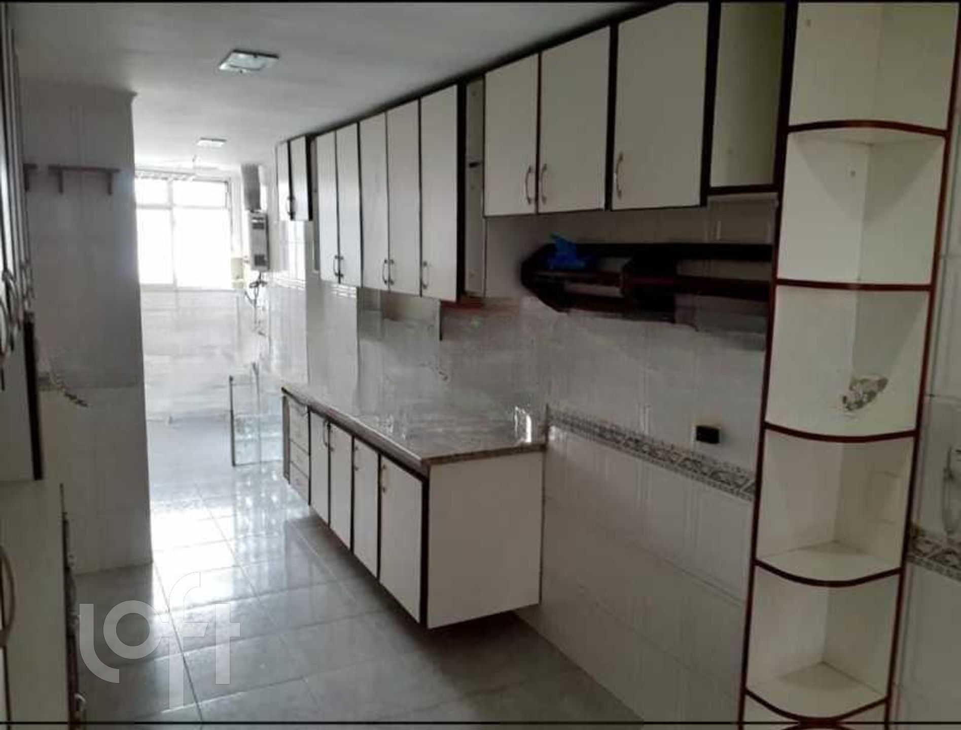 Apartamento à venda com 3 quartos, 150m² - Foto 12