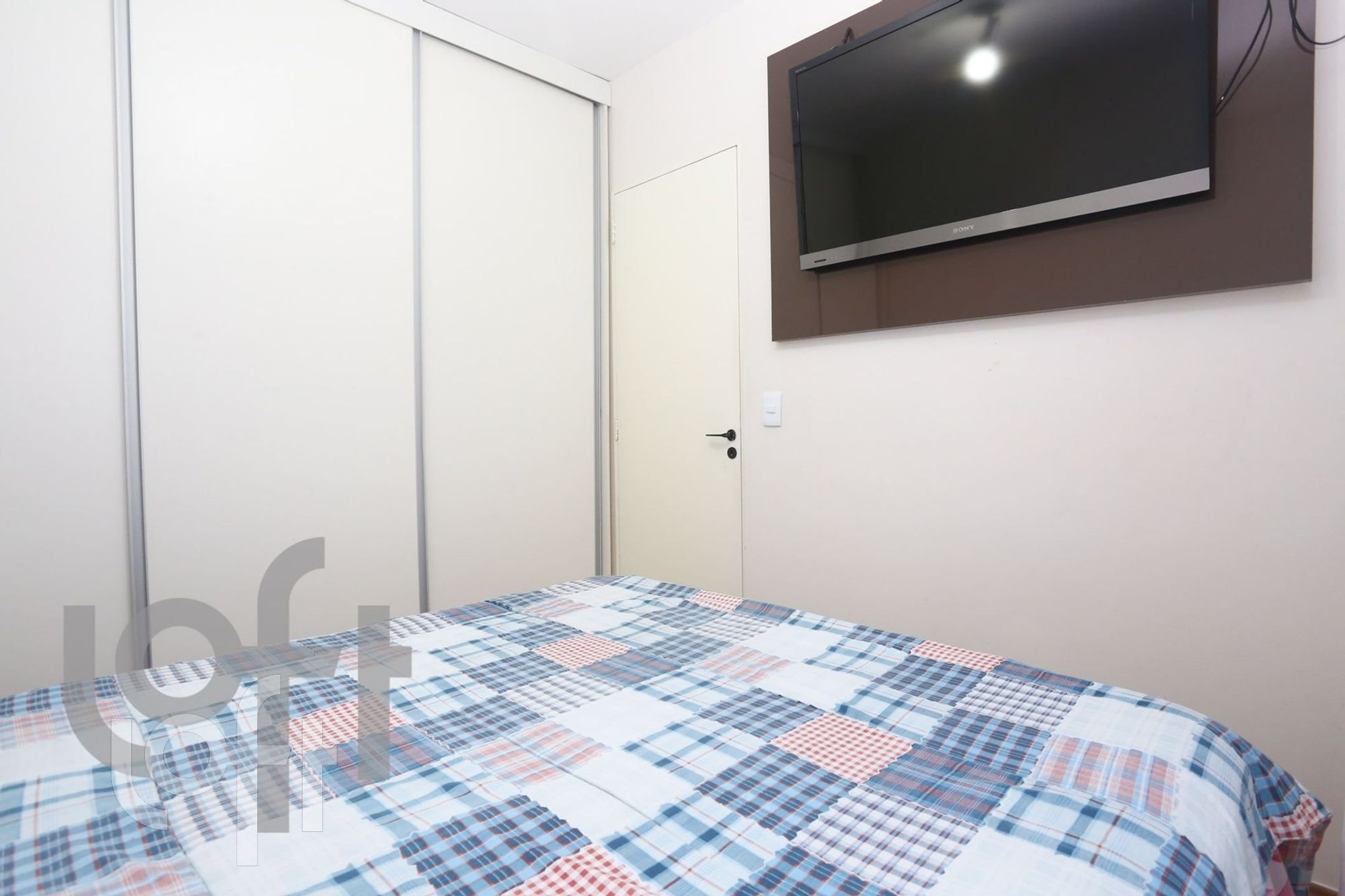 Apartamento à venda com 2 quartos, 67m² - Foto 8