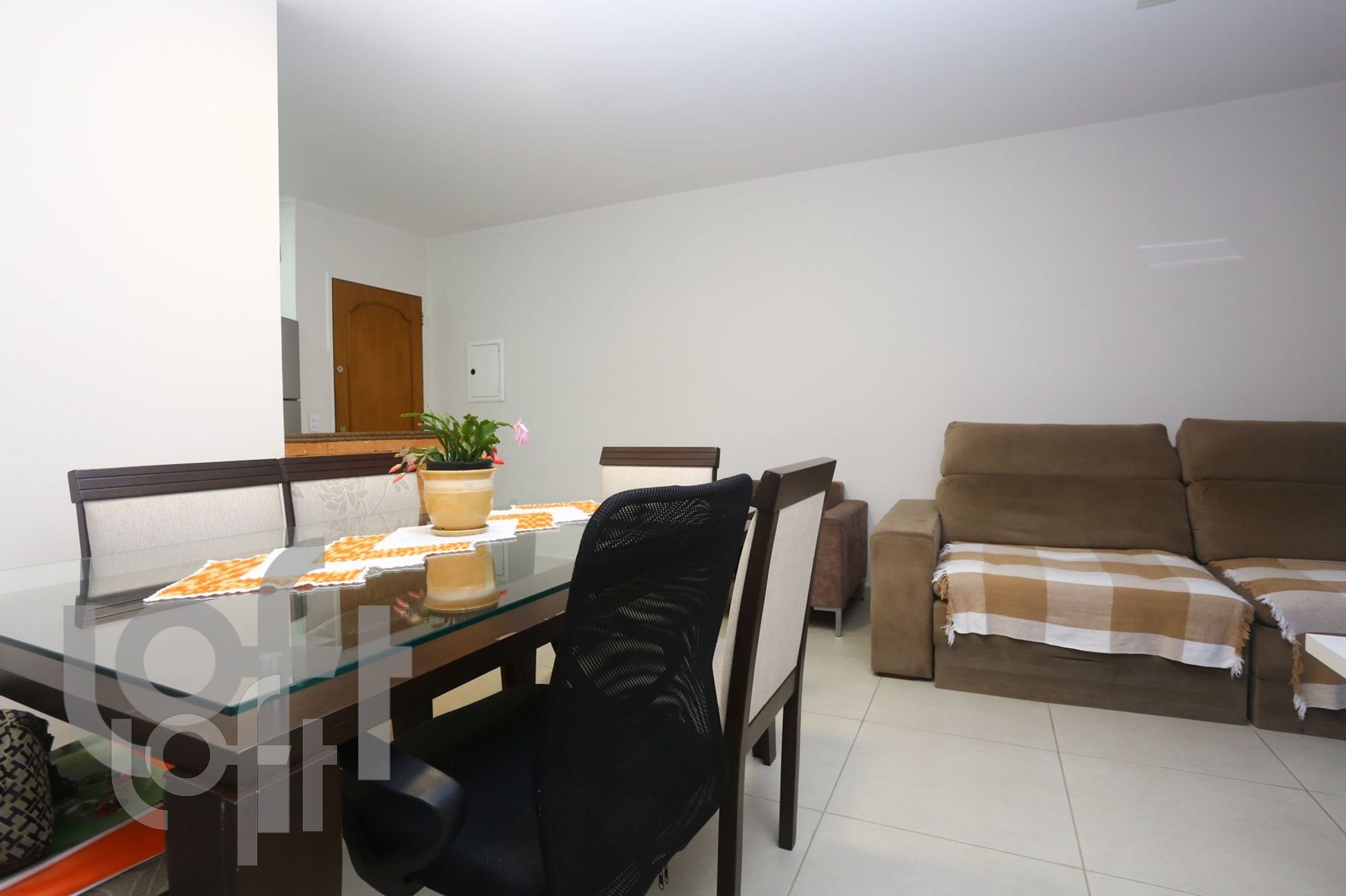 Apartamento à venda com 2 quartos, 67m² - Foto 12