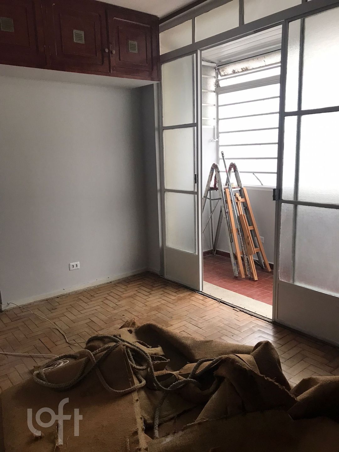 Apartamento à venda com 1 quarto, 61m² - Foto 3