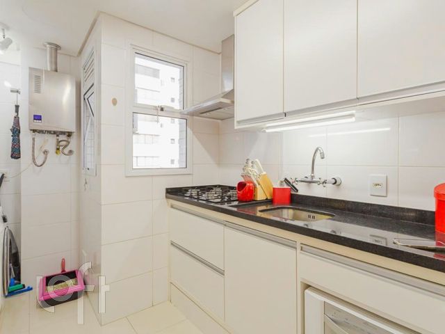 Apartamento com 68m², 2 dormitórios, 1 suíte, 2 vagas, Santana em Porto Alegre