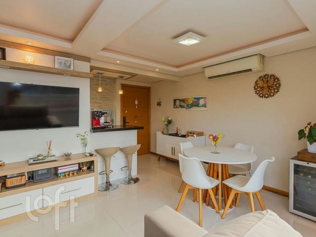 Apartamento com 68m², 2 dormitórios, 1 suíte, 2 vagas, Santana em Porto Alegre