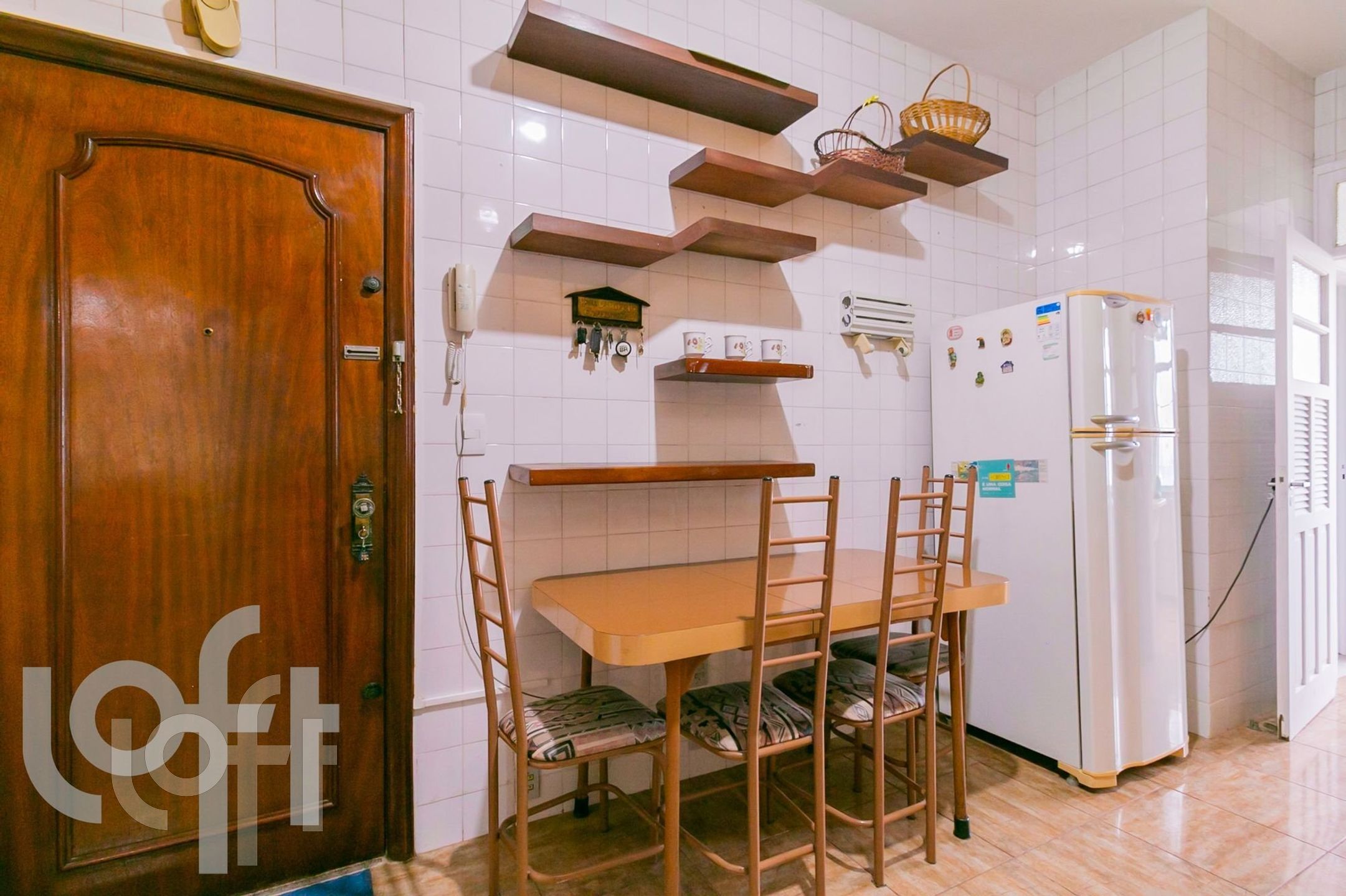 Apartamento à venda com 3 quartos, 94m² - Foto 19