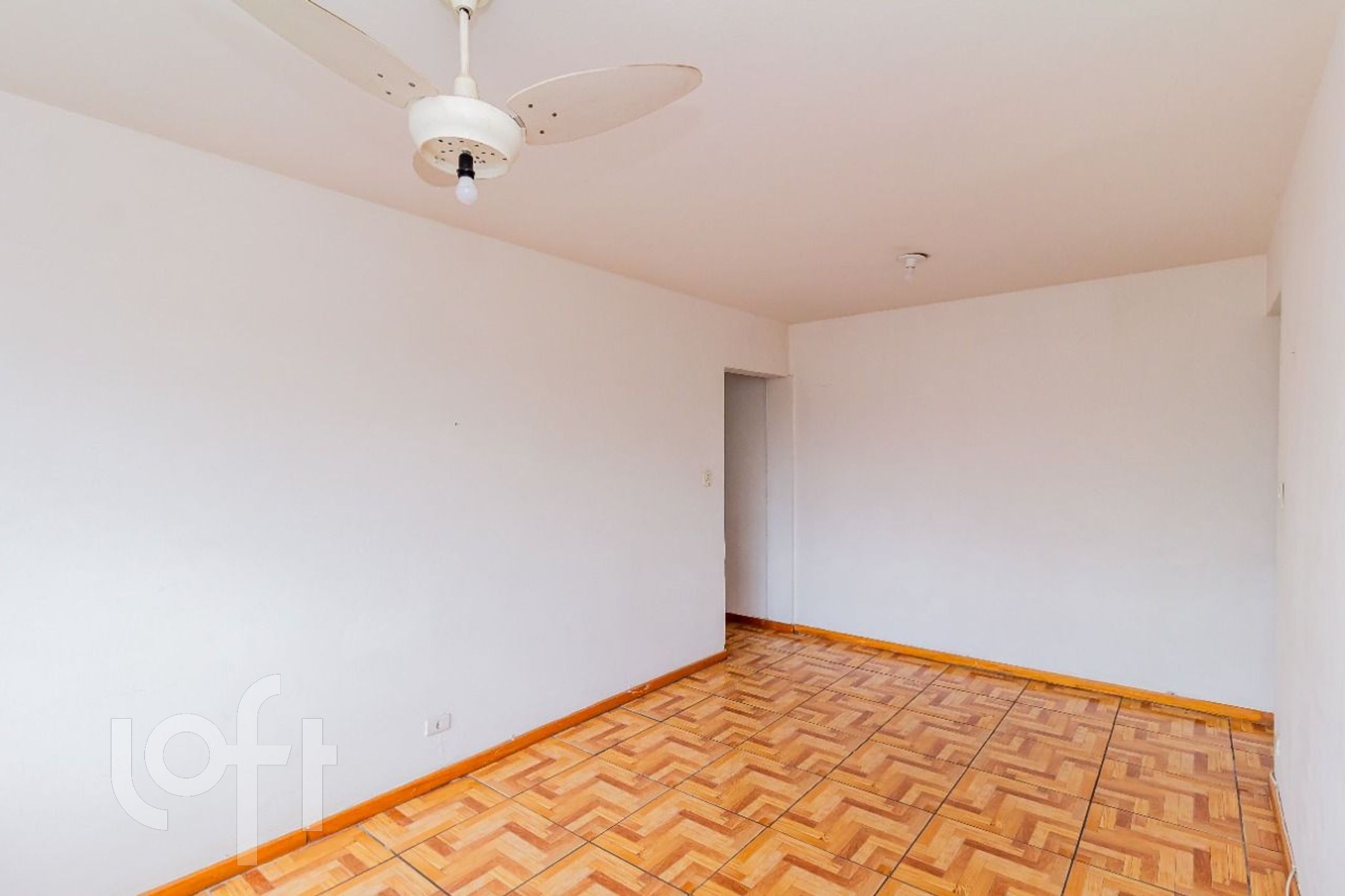 Apartamento à venda com 2 quartos, 82m² - Foto 3