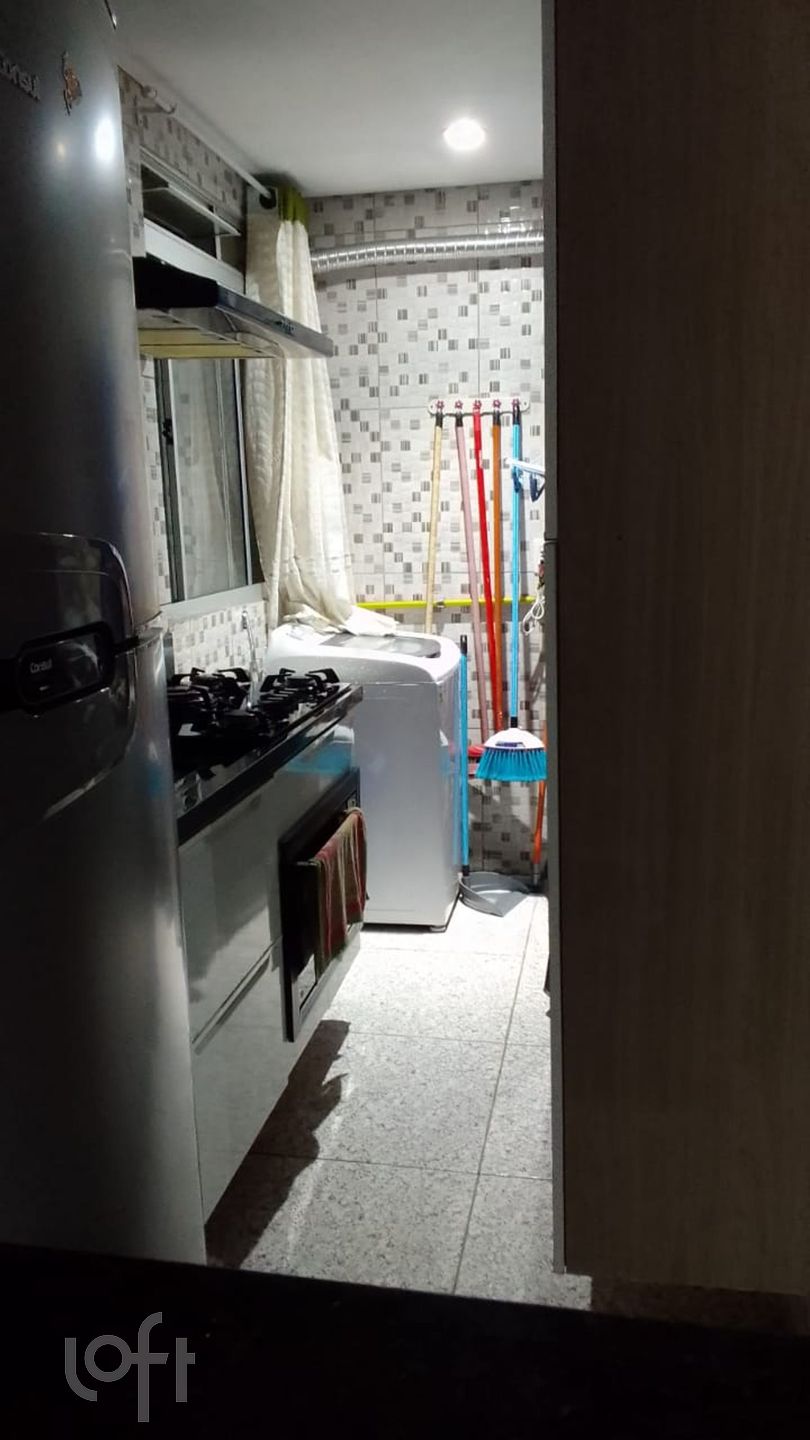 Apartamento à venda com 2 quartos, 38m² - Foto 9