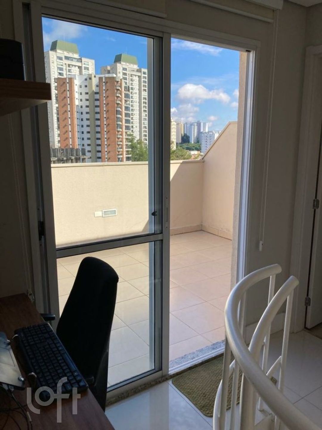 Apartamento à venda com 2 quartos, 84m² - Foto 2