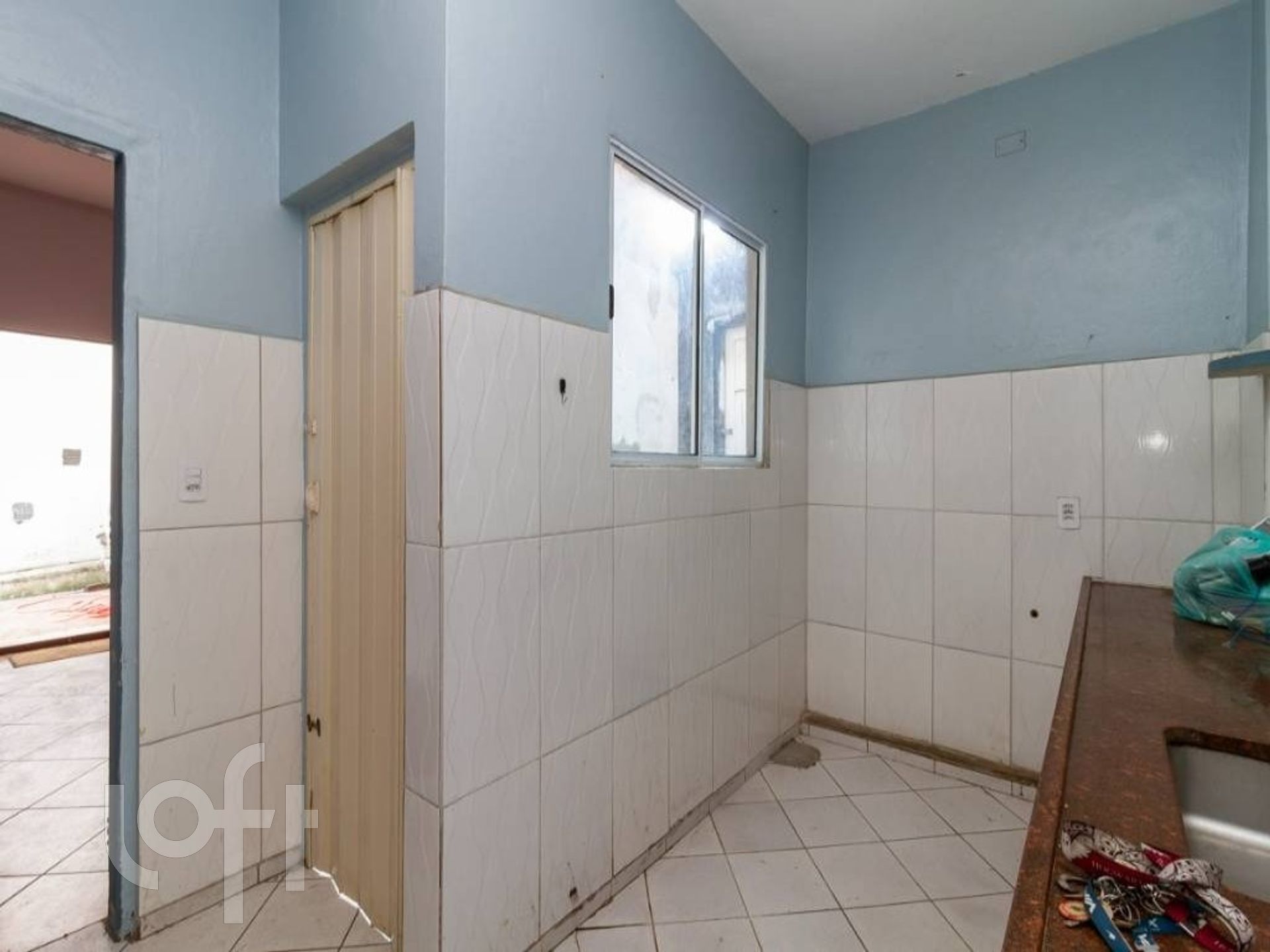 Casa à venda com 3 quartos, 200m² - Foto 4