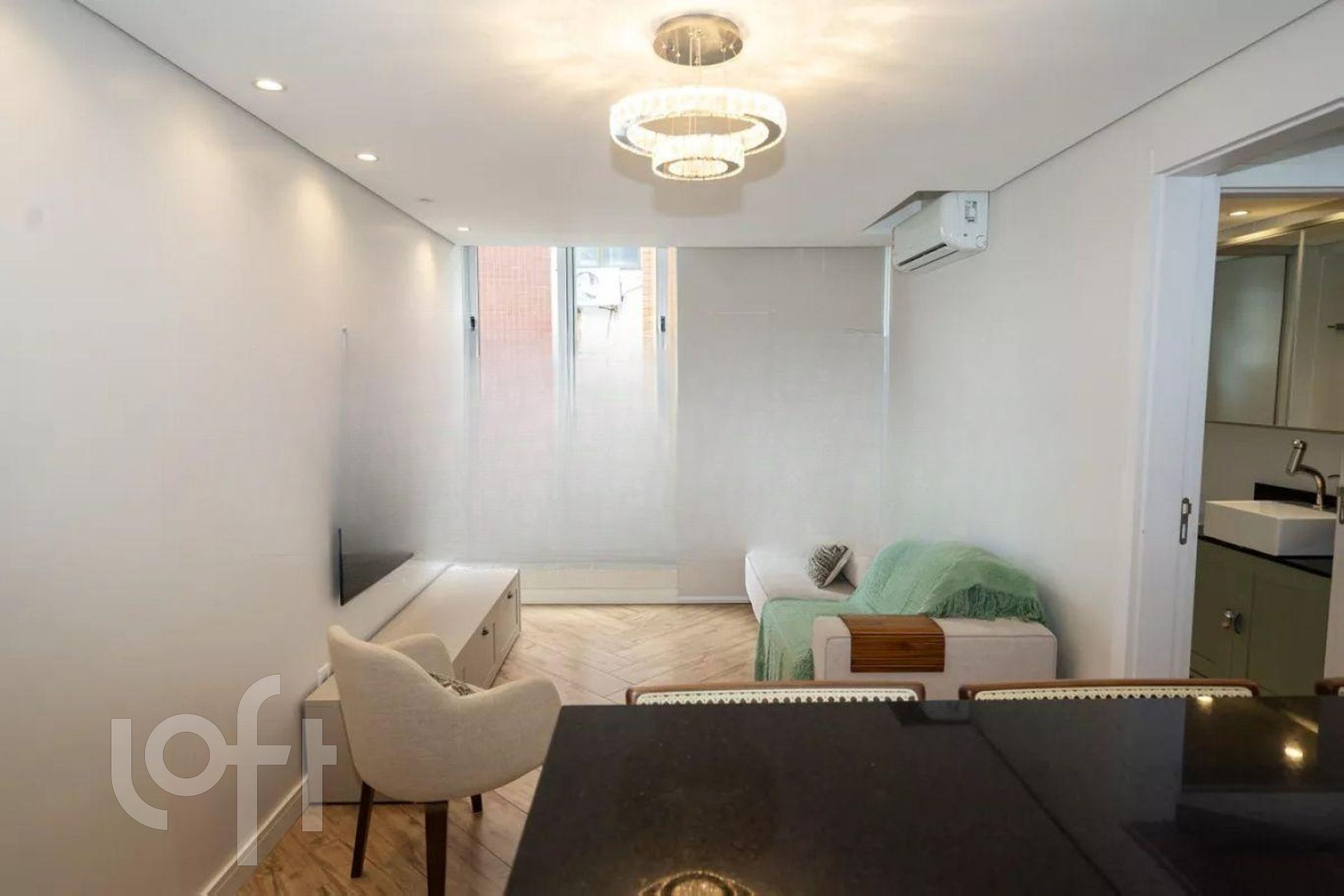 Apartamento com 45m², 1 dormitório, 1 vaga, Petrópolis em Porto Alegre