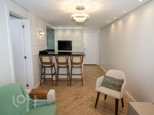 Apartamento com 45m², 1 dormitório, 1 vaga, Petrópolis em Porto Alegre